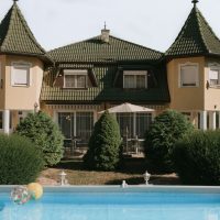 VILLAMARANGAMEDENCE-élénkkék(14)