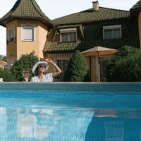 VILLAMARANGAMEDENCE-élénkkék(19)