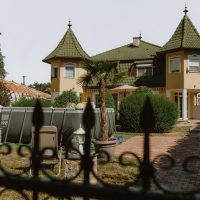 VILLAMARANGAMEDENCE-élénkkék(22)