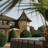 VILLAMARANGAMEDENCE-élénkkék(9)